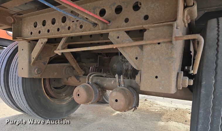 image for item DR3990 2000 Wabash National DVCVHPC dry van trailer