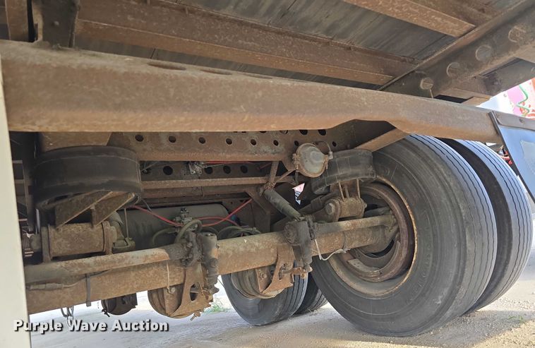 image for item DR3990 2000 Wabash National DVCVHPC dry van trailer