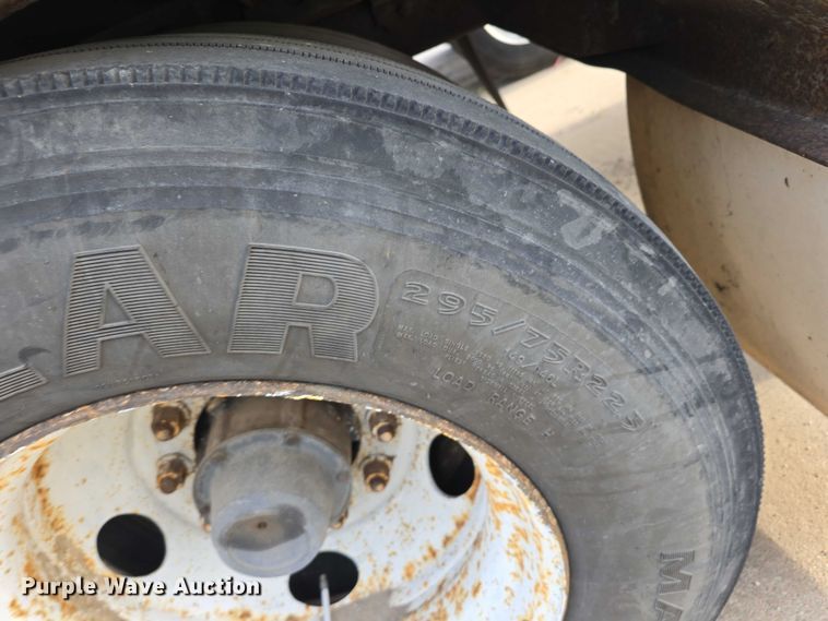 image for item DR3990 2000 Wabash National DVCVHPC dry van trailer