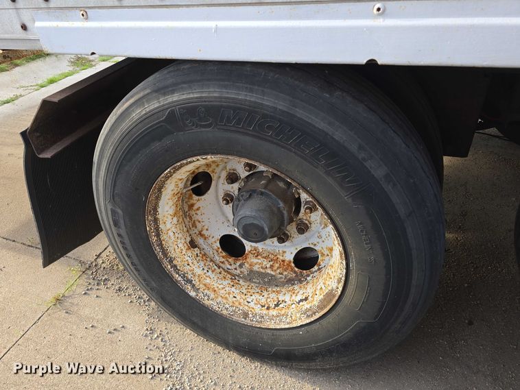 image for item DR3990 2000 Wabash National DVCVHPC dry van trailer