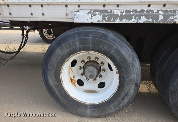 image for item DR3990 2000 Wabash National DVCVHPC dry van trailer