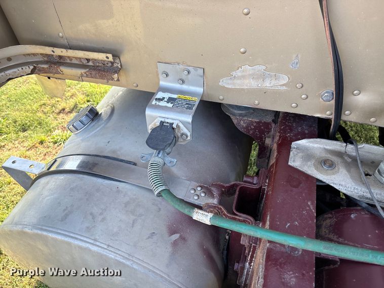 image for item DT3277 2005 Kenworth W900 semi truck