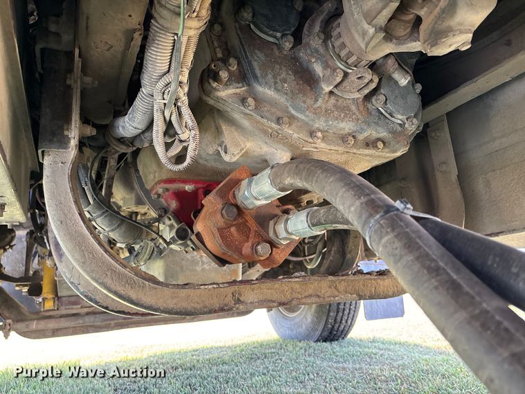 image for item DT3277 2005 Kenworth W900 semi truck