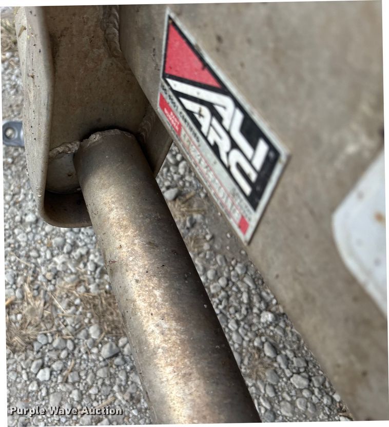 image for item DT3347 2022 Mack Pinnacle semi truck