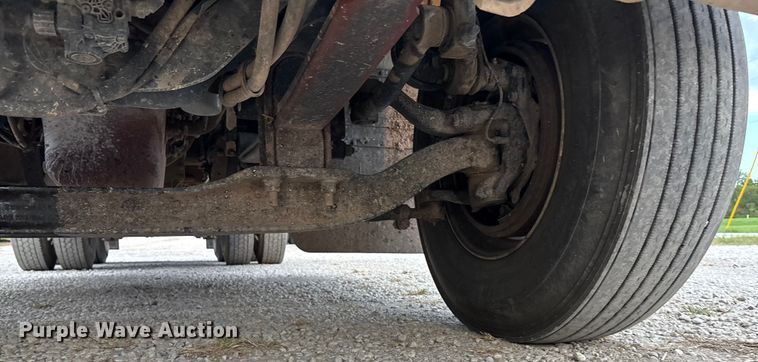 image for item DT3347 2022 Mack Pinnacle semi truck