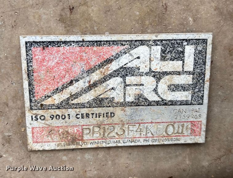 image for item DT3348 2020 Mack Pinnacle semi truck