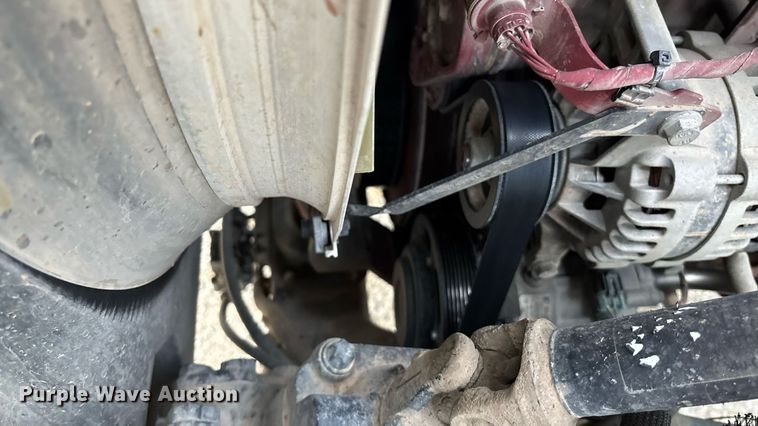 image for item DT3348 2020 Mack Pinnacle semi truck