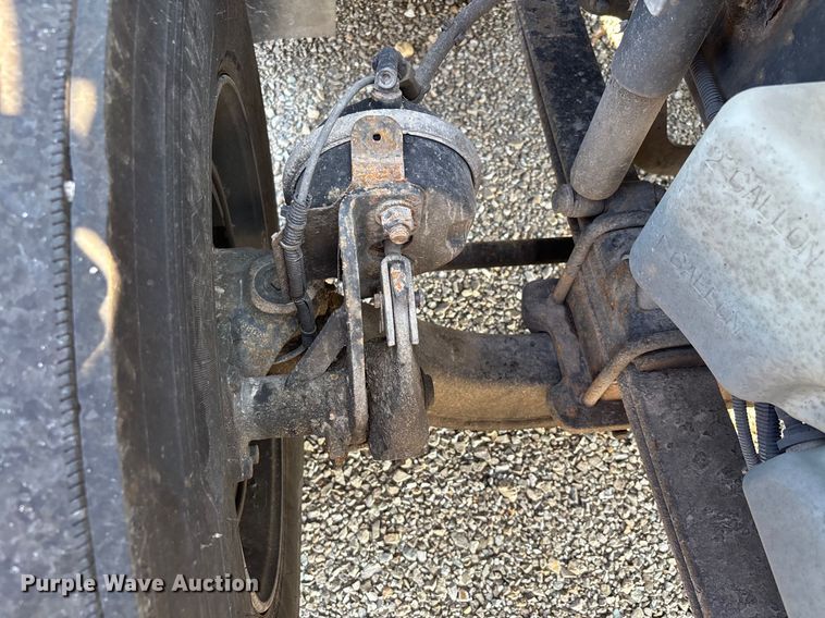 image for item DU1251 2014 International Pro Star Plus semi truck