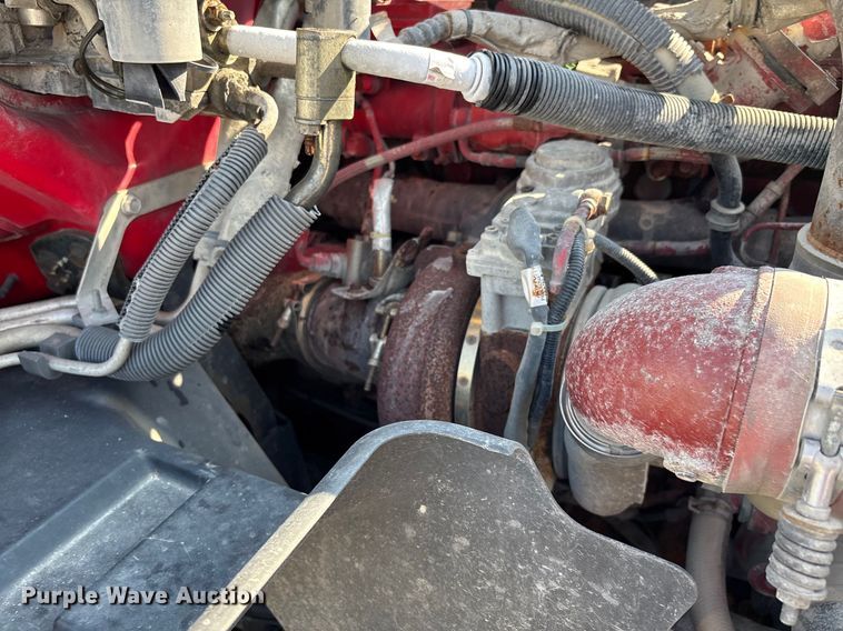 image for item DU1251 2014 International Pro Star Plus semi truck