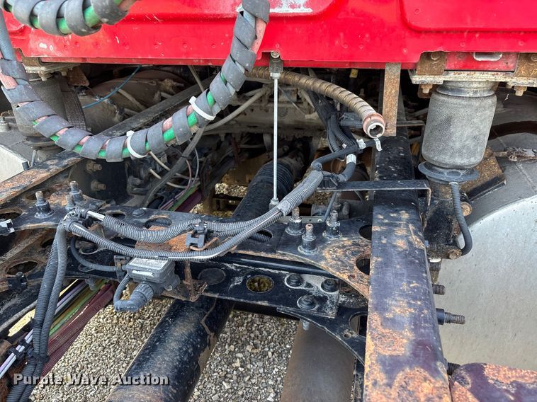 image for item DU1251 2014 International Pro Star Plus semi truck