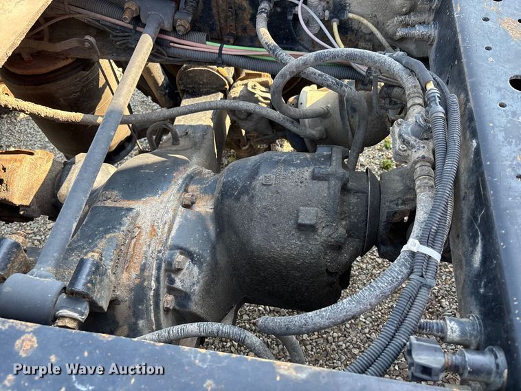 image for item DU1251 2014 International Pro Star Plus semi truck