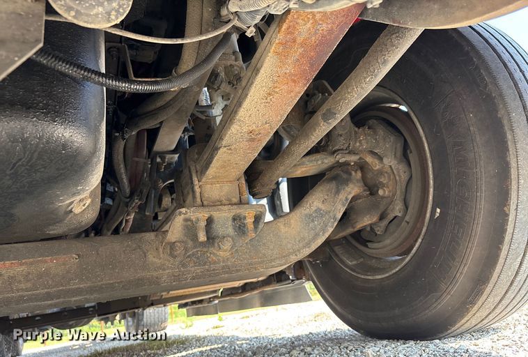 image for item DU1251 2014 International Pro Star Plus semi truck