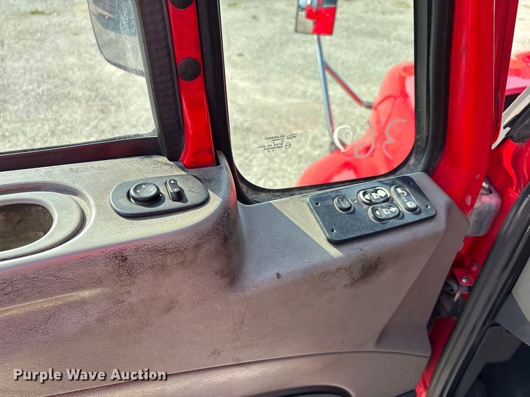 image for item DU1251 2014 International Pro Star Plus semi truck