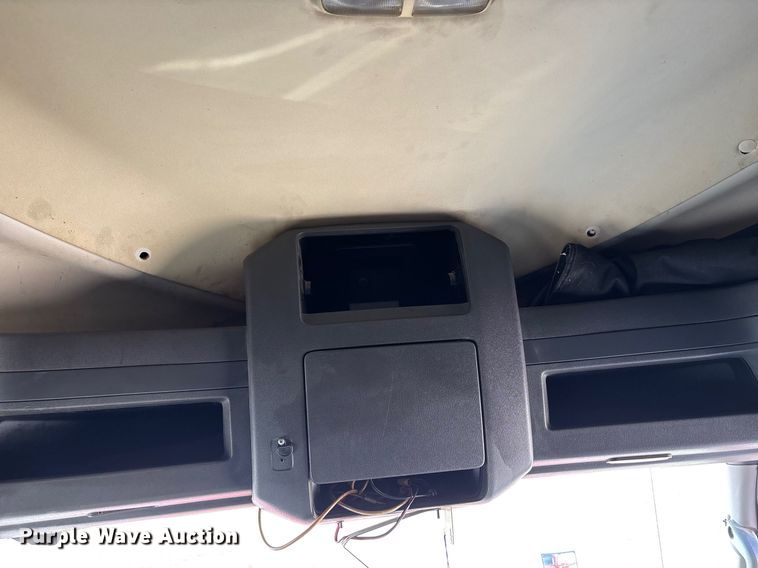 image for item DU1251 2014 International Pro Star Plus semi truck