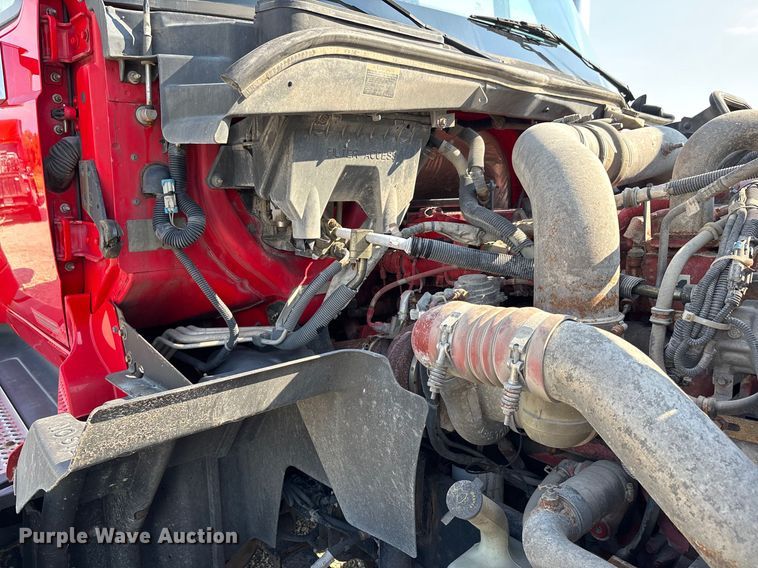 image for item DU1251 2014 International Pro Star Plus semi truck