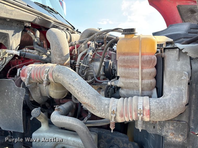 image for item DU1251 2014 International Pro Star Plus semi truck