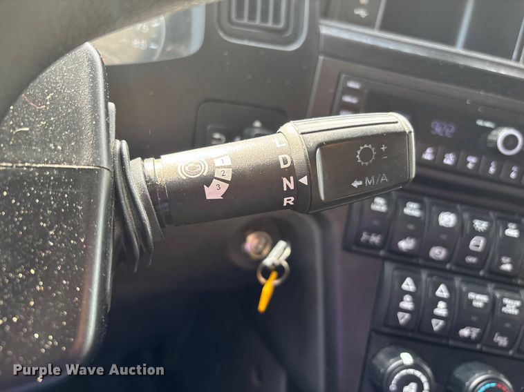 image for item DU1252 2021 International  LT625 semi truck