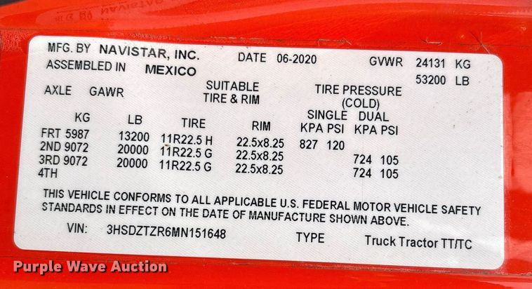 image for item DU1252 2021 International  LT625 semi truck