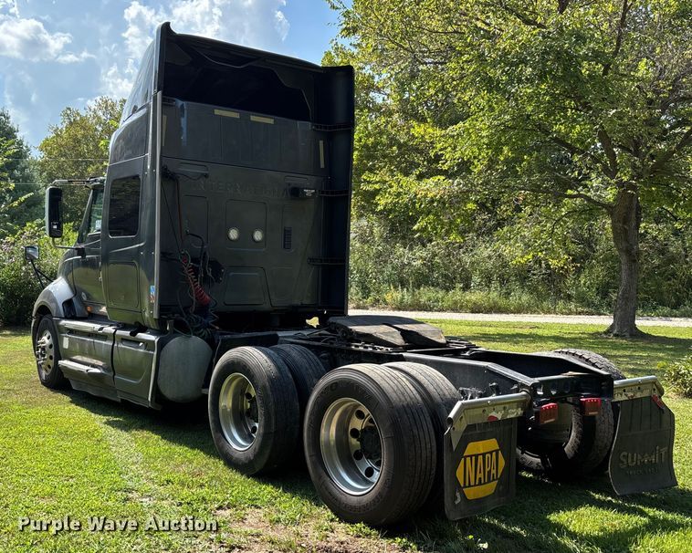 image for item DU1270 2016 International ProStar Plus semi truck