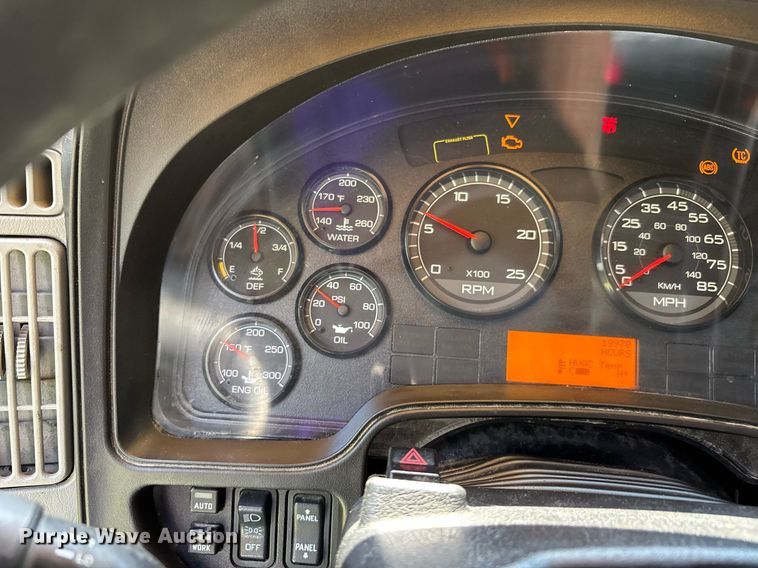 image for item DU1270 2016 International ProStar Plus semi truck