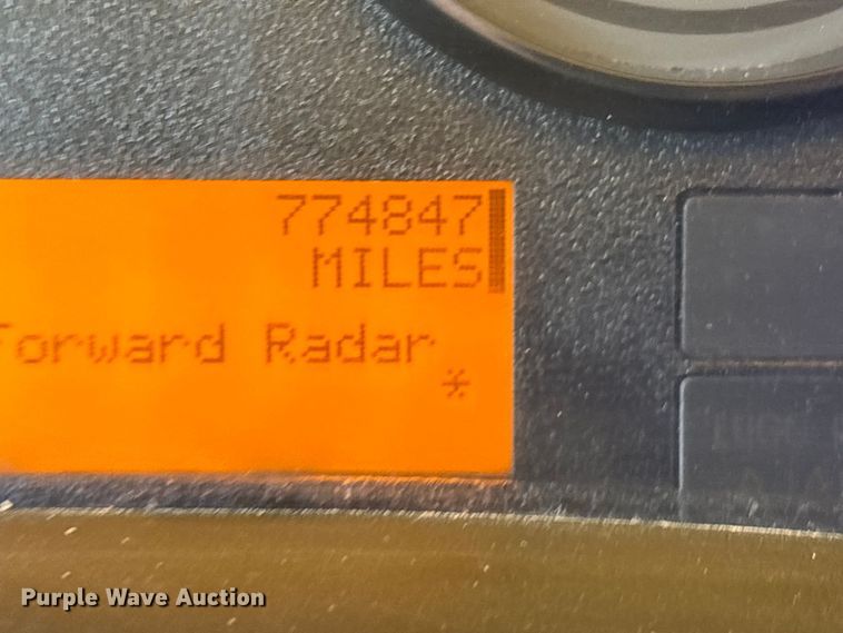 image for item DU1270 2016 International ProStar Plus semi truck