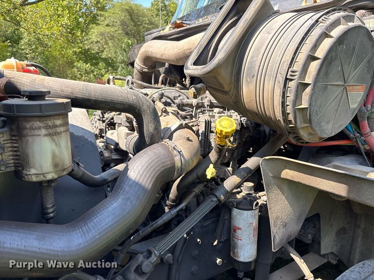 image for item DU1270 2016 International ProStar Plus semi truck