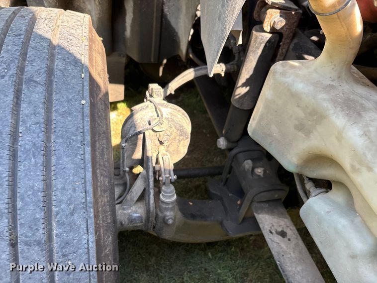 image for item DU1270 2016 International ProStar Plus semi truck