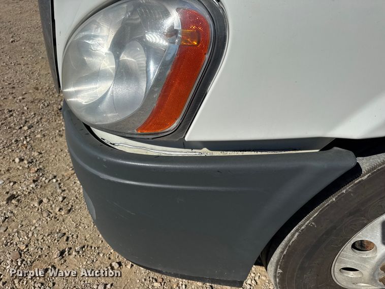 image for item DW3493 2012 Freightliner Cascadia semi truck