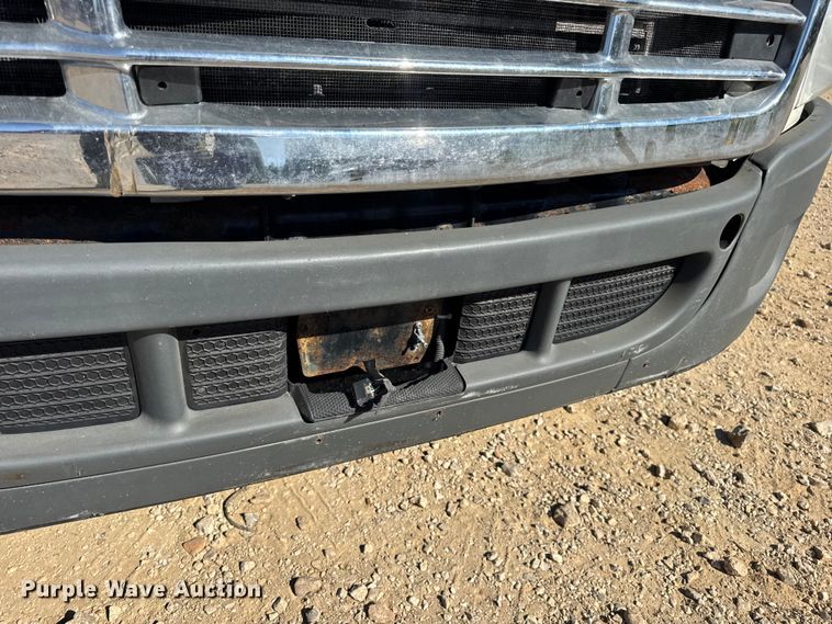 image for item DW3493 2012 Freightliner Cascadia semi truck