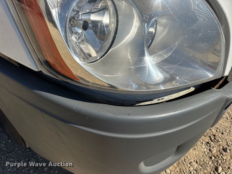 image for item DW3493 2012 Freightliner Cascadia semi truck