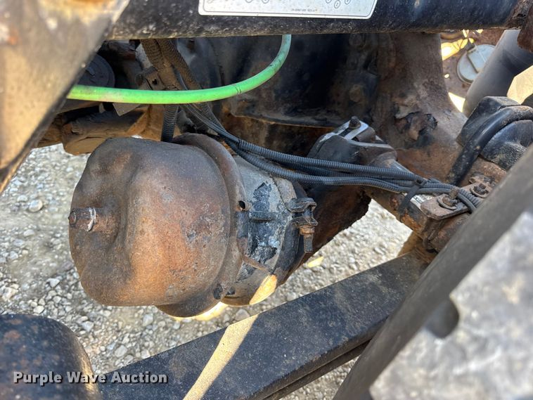 image for item DW3493 2012 Freightliner Cascadia semi truck