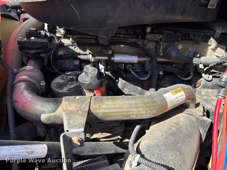 image for item DW3493 2012 Freightliner Cascadia semi truck