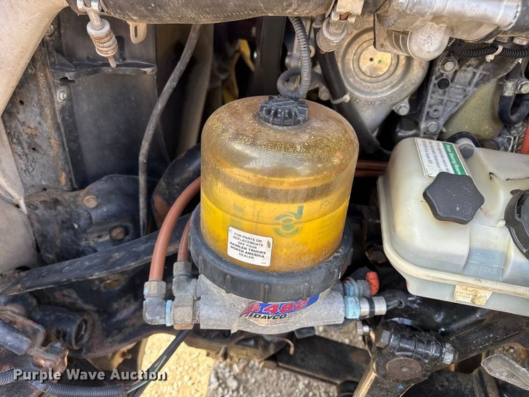 image for item DW3493 2012 Freightliner Cascadia semi truck