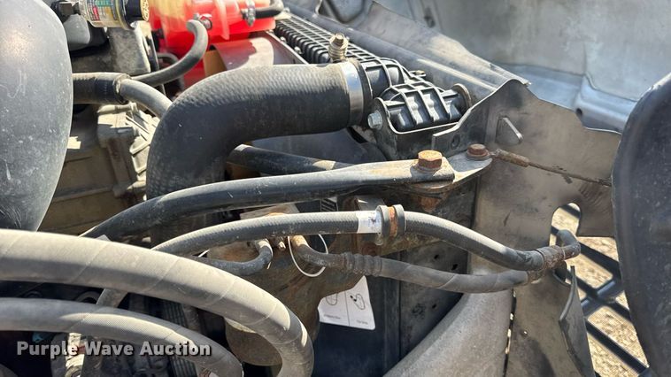 image for item DW3493 2012 Freightliner Cascadia semi truck