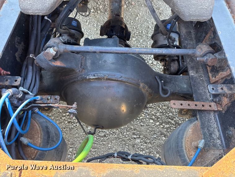 image for item DW3494 2017 Freightliner Cascadia semi truck