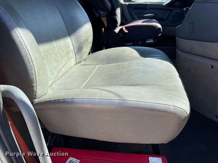 image for item DW3494 2017 Freightliner Cascadia semi truck