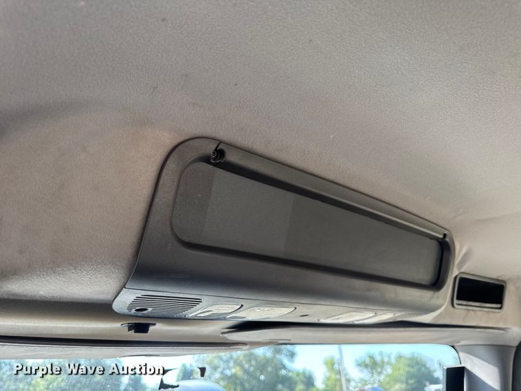 image for item DW3496 2015 Freightliner Business Class M2 semi truck