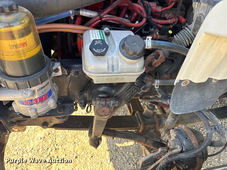 image for item DW3496 2015 Freightliner Business Class M2 semi truck