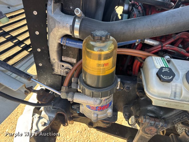 image for item DW3496 2015 Freightliner Business Class M2 semi truck