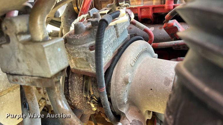 image for item DW3496 2015 Freightliner Business Class M2 semi truck