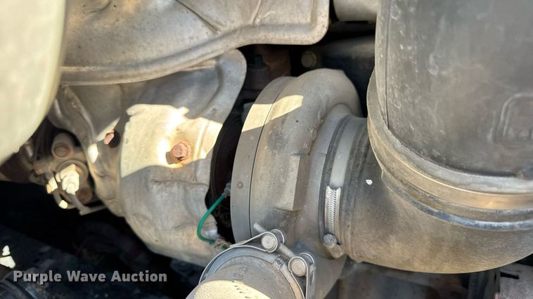 image for item DW3498 2017 Freightliner Cascadia semi truck