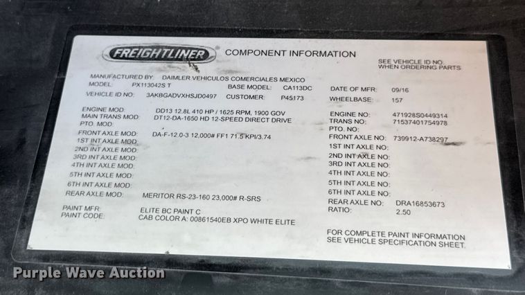 image for item DW3498 2017 Freightliner Cascadia semi truck