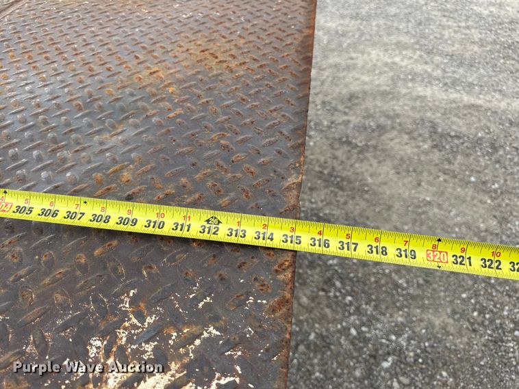 image for item DW6502 1997 International 4900 rollback truck