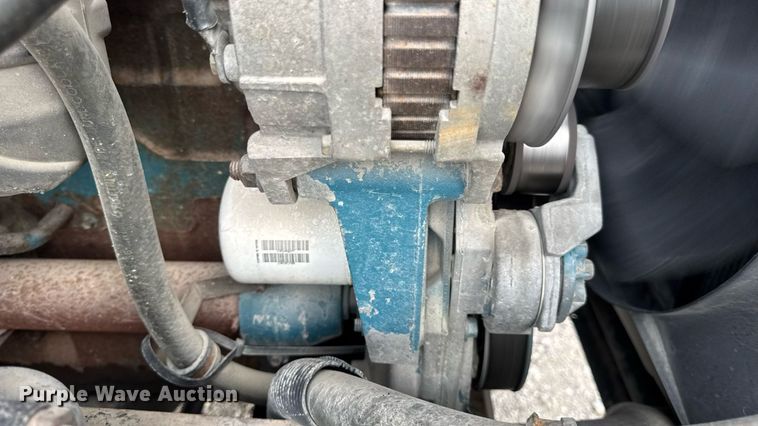 image for item DW6502 1997 International 4900 rollback truck