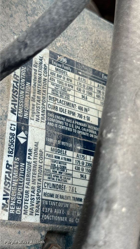 image for item DW6502 1997 International 4900 rollback truck