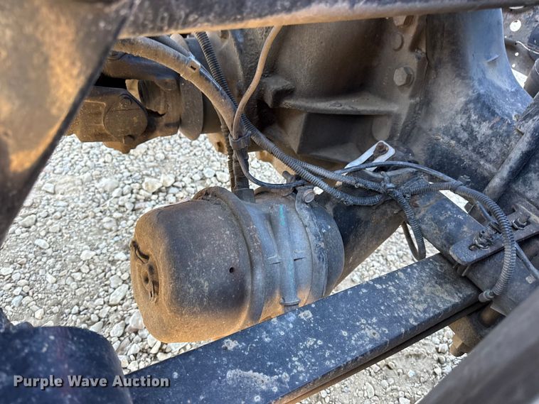 image for item DW6530 2015 Freightliner M2 semi truck