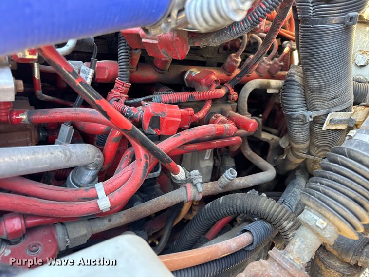 image for item DW6530 2015 Freightliner M2 semi truck