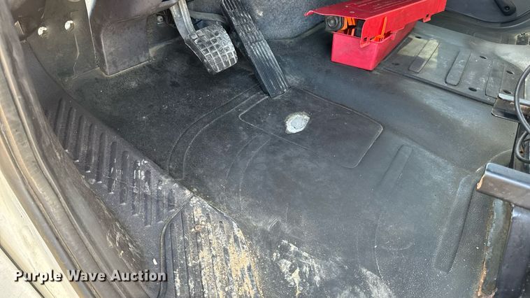 image for item DW6531 2014 Freightliner Business Class M2 semi truck