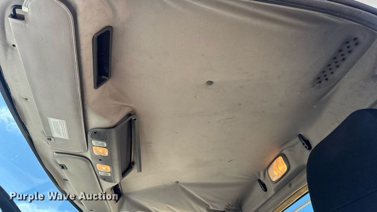 image for item DW6531 2014 Freightliner Business Class M2 semi truck