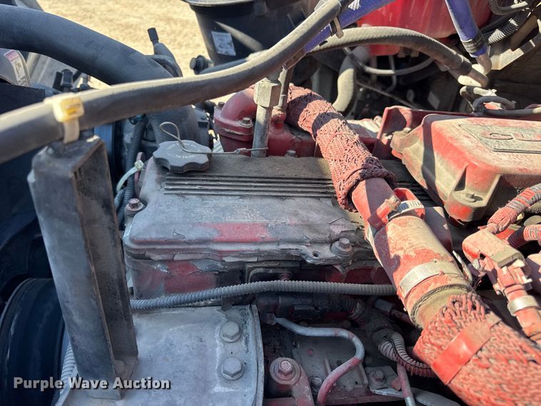 image for item DW6531 2014 Freightliner Business Class M2 semi truck